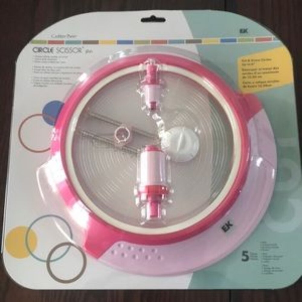 Circle Scissor - New in Package